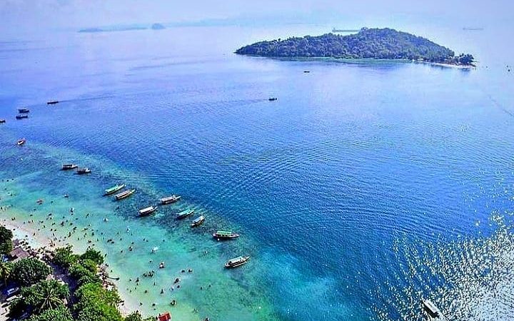 Wisata Pantai di Lampung meliputi pulau
